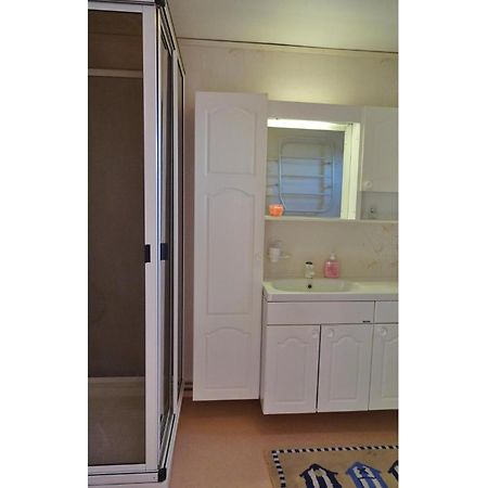 Awesome Home In Soelvesborg With House Sea View Kültér fotó
