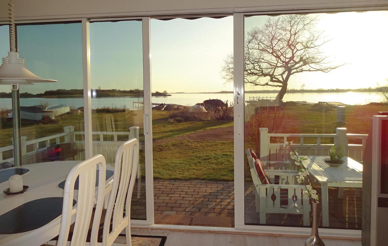 Awesome Home In Soelvesborg With House Sea View Kültér fotó