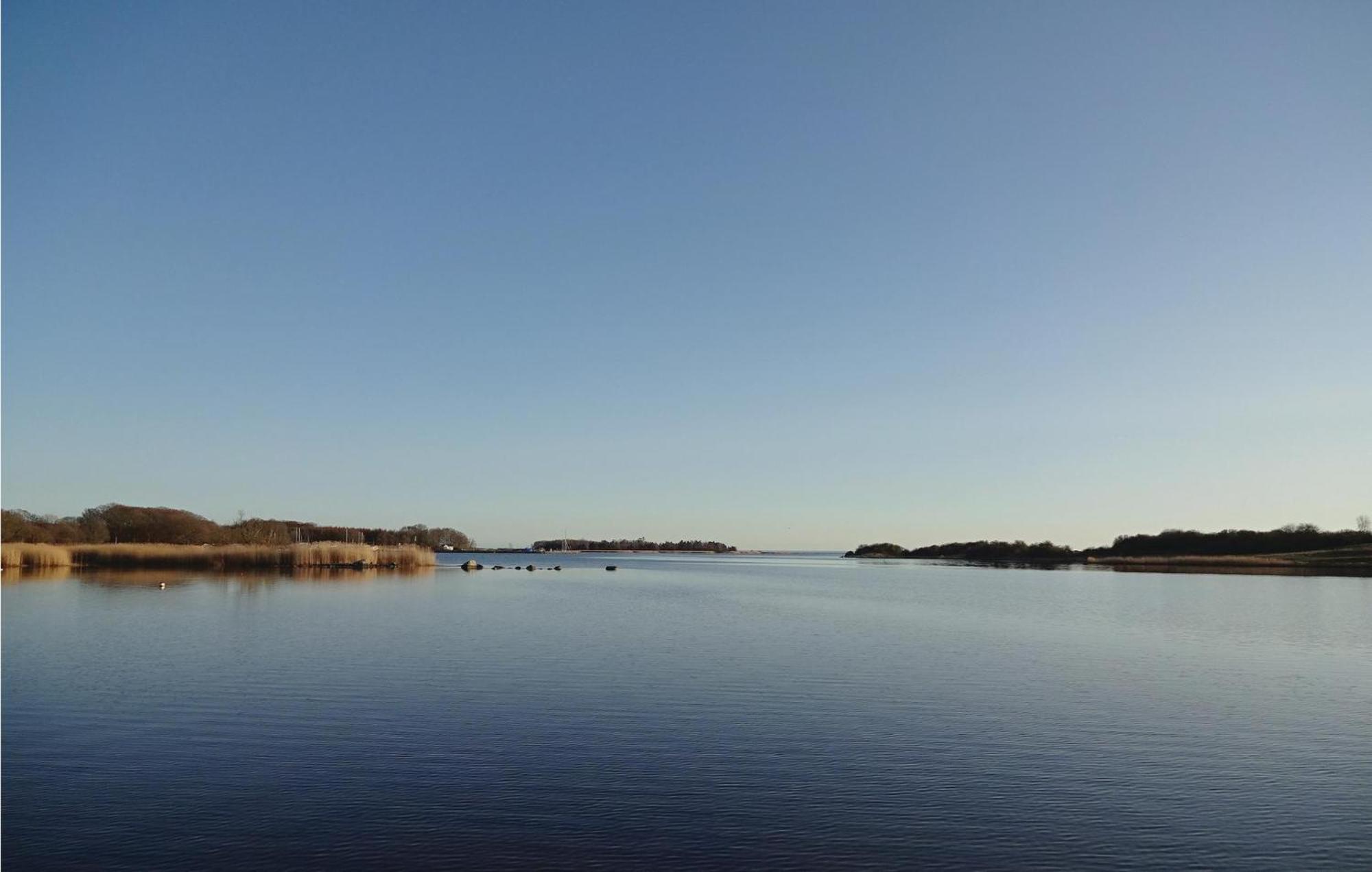 Awesome Home In Soelvesborg With House Sea View Kültér fotó